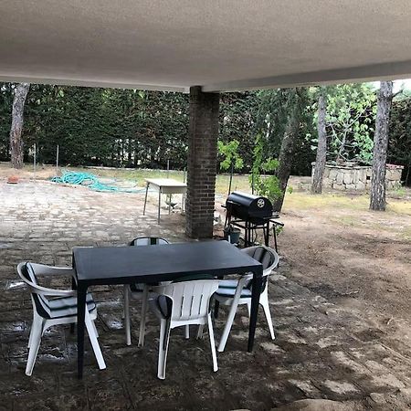 Villa Rana, Con Amplio Jardin, Barbacoa Y Piscina Valdemorillo Kültér fotó